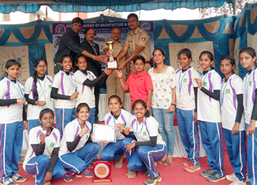 Sahyadri Girls Volleyball team win in the VTU Tournament
