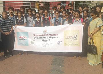 First year engineering students volunteered for Swacchata Abhiyan Awareness programme