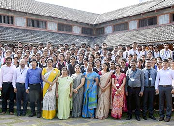 UG Students of Vivekananda College Puttur came to Sahyadri for Start-Up visit & Hands-On Training in Computers