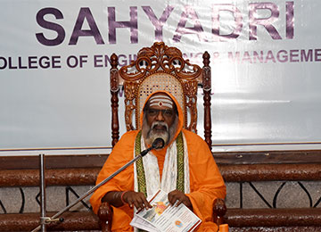Sahyadrians start their day with Guruji’s Satsangh in the Campus