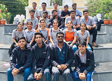 First year Engineering students win a prize at SRM Institute of science and Technology, Chennai.