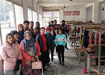 MBAs visited Trishla Mahila Co-operative Society for Industry-Academia Connect at Kullu, Himachal Pradesh