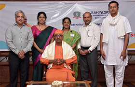 Swami Mahamedhananda from Ramakrishna Mission addresses MBAs