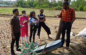Students visit Shrimp farms to identify opportunities in the shrimp farming sector