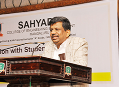 Dr. Karisiddappa, Vice Chancellor - VTU, Belagavi visits Sahyadri