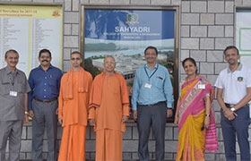 Seers-of-Ramakrishna-Math-visit-Sahyadri-College