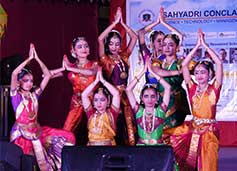 Cultural Extravaganza during Sahyadri Conclave
