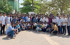 Mechanical Engineering students on an Industrial visit