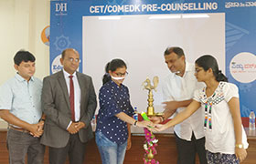 Chairman inaugurates the CET/COMEDK pre-counselling workshop organized by Prajavani & Deccan Herald Publishing House