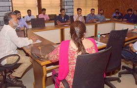 Expert with Global Experience visits Sahyadri to encourage Entrepreneurial activity in the campus